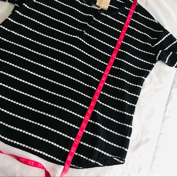 CHASER | Thermal Henley | like new! Oversized. - Picture 10 of 12